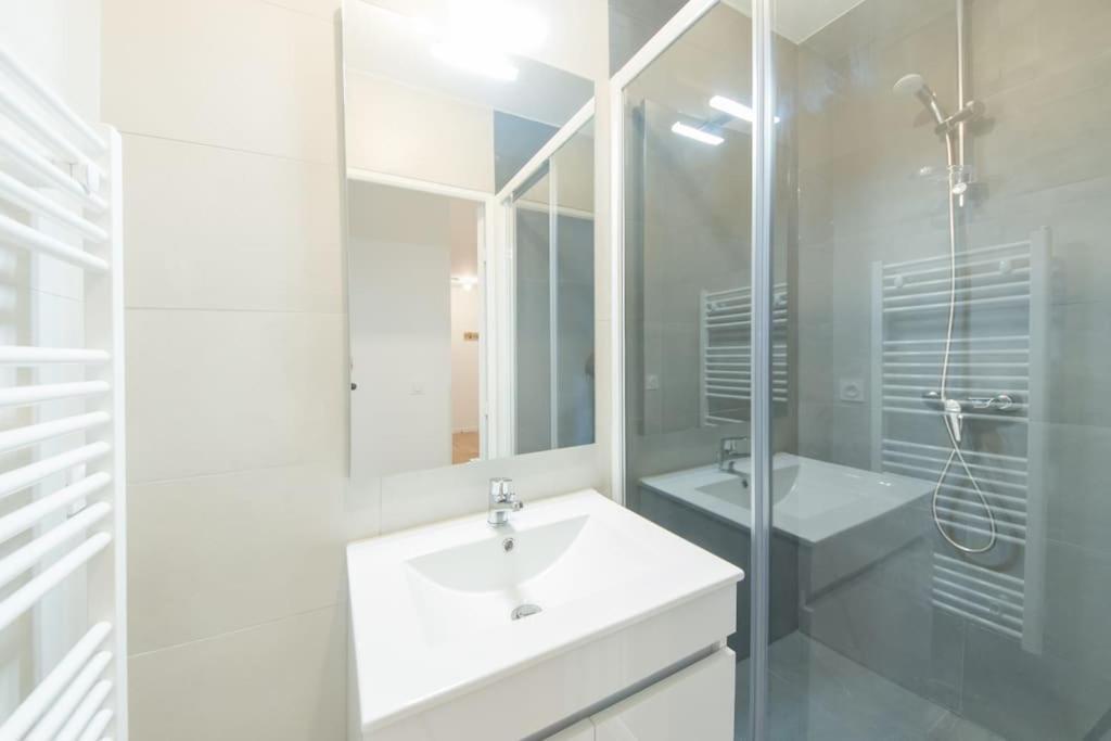 Suite Moderne Familiale 8 Pers - Disney 10M - 2 Sdb Bussy-Saint-Georges Eksteriør bilde